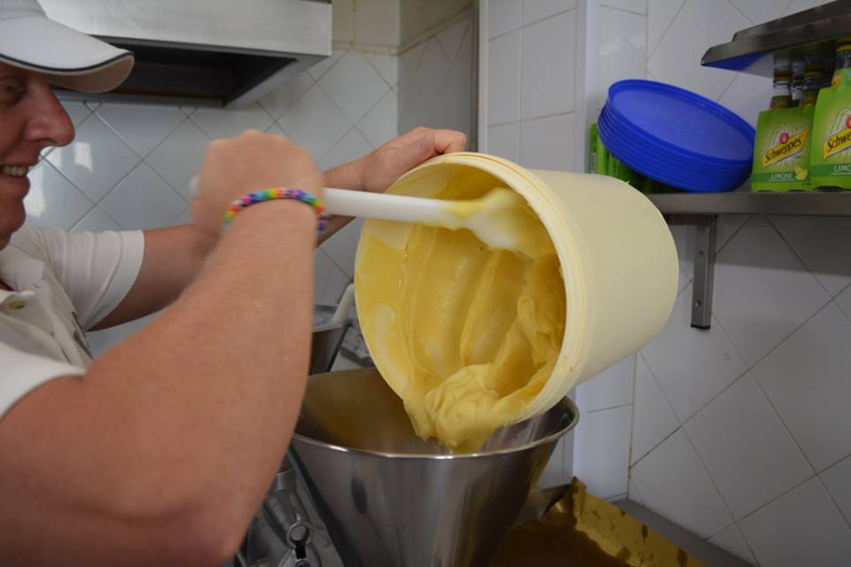 Alessandro Paglia e i famosi krapfen di Ostia